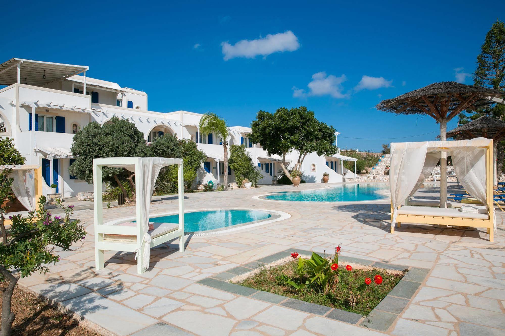 Fyrogenis Palace Parikia  Ngoại thất bức ảnh